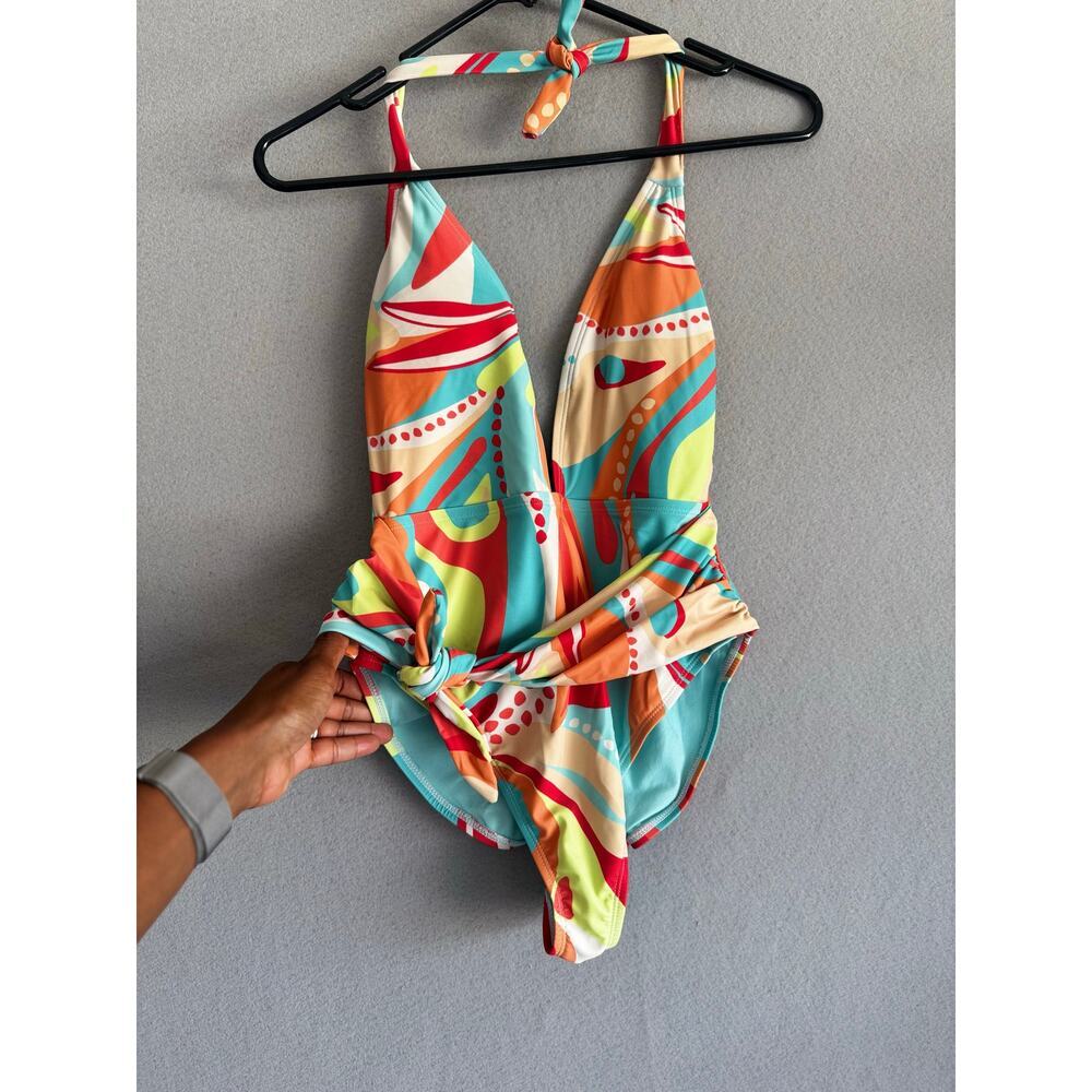 Jessica Simpson women bathing suit size small. one-piece swimsuit. Multicolor - Picture 2 of 9